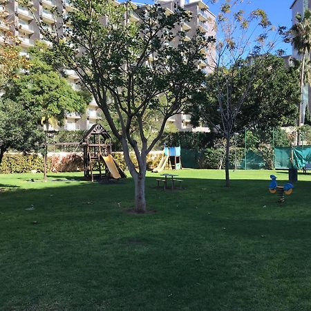 Apartamento Frente Al Mar Torres De Playamar En Torremolinos Esterno foto