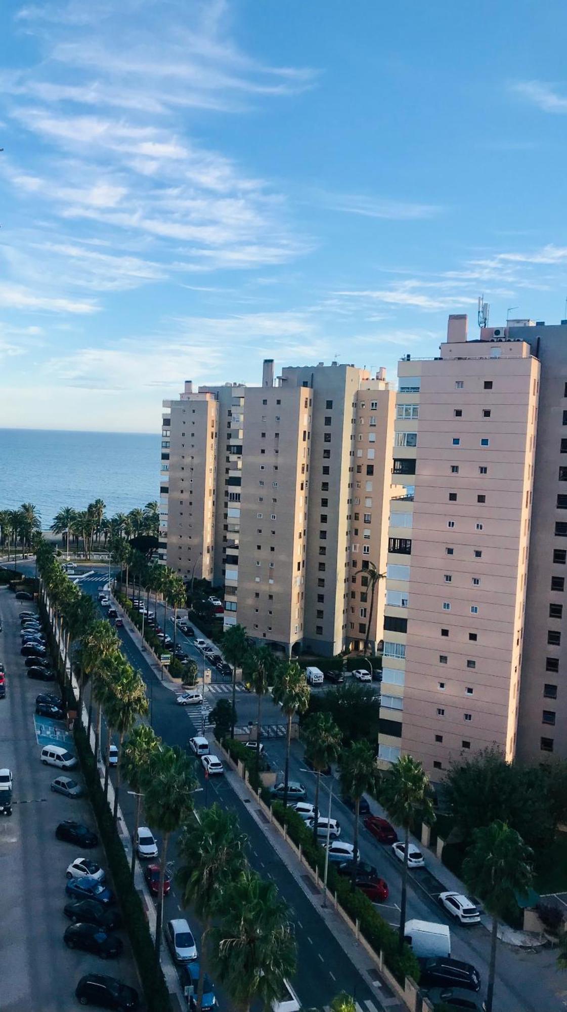 Apartamento Frente Al Mar Torres De Playamar En Torremolinos Esterno foto