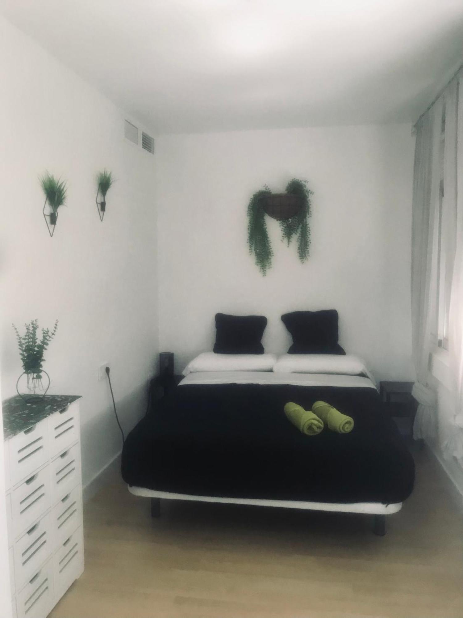 Apartamento Frente Al Mar Torres De Playamar En Torremolinos Esterno foto